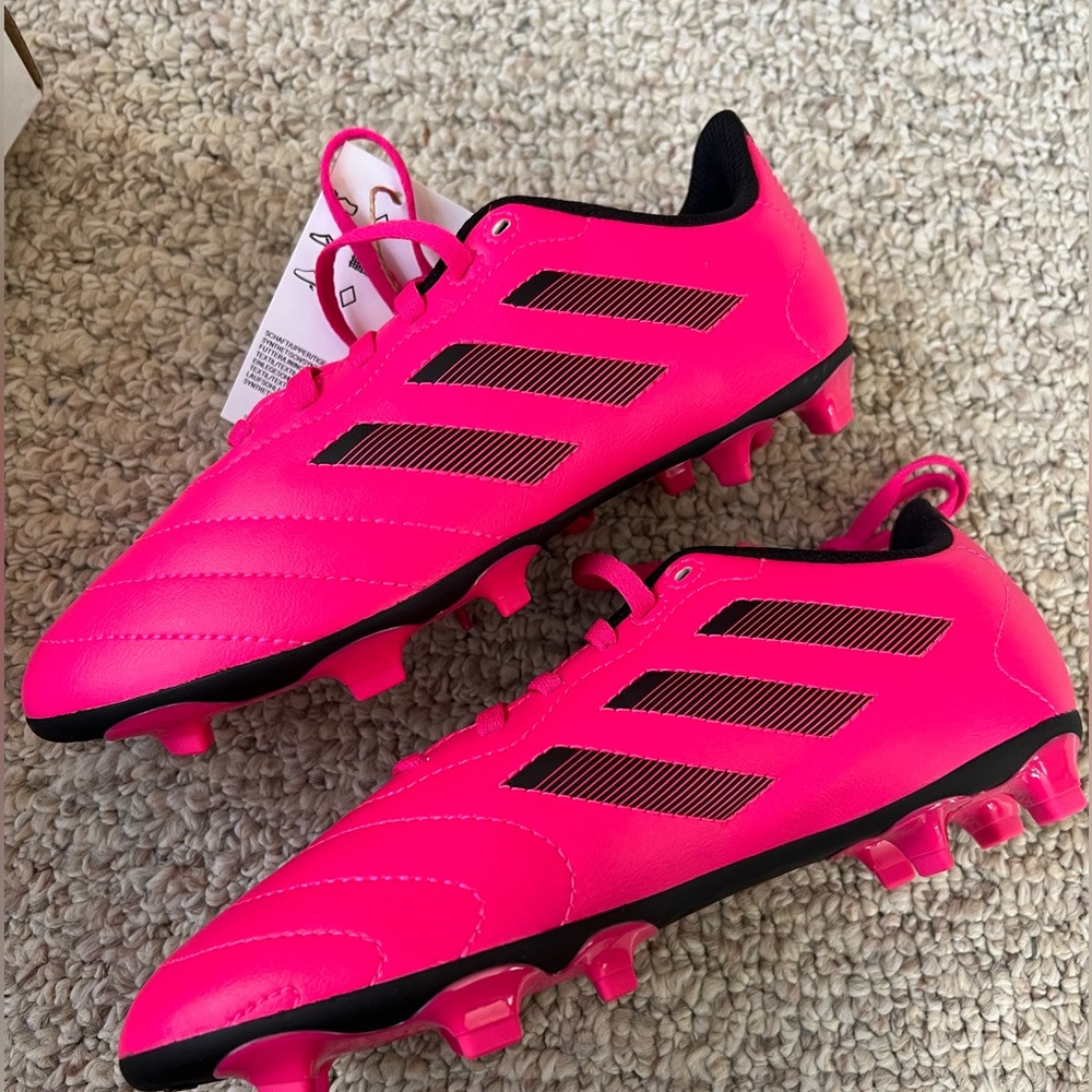 Adidas cleats - girls - never used size 3 1/2